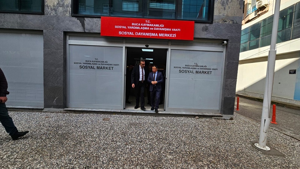 Kaymakamımız Sayın Mahmut Nedim TUNÇER, İzmir Vali Yardımcıları Sayın Kamil KÖTEN ve Sayın Adem ARSLAN, SYDV Müdürü Engin ..